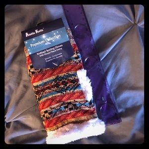 NWT Knitted fingerless texting gloves